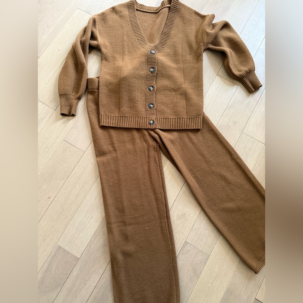 Wide-Leg Knit Pants & Cardigan Set in Brown